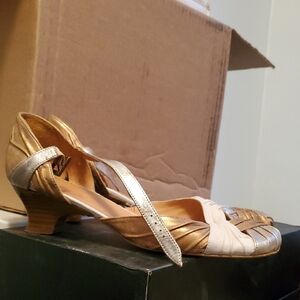 Elegant Women's Silver and Gold Heels